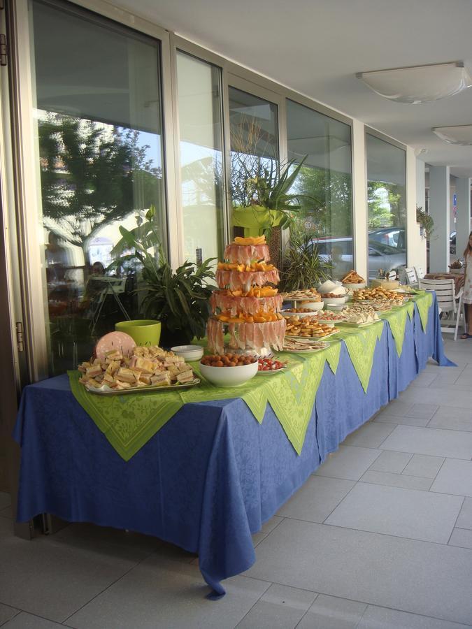Hotel Capri Μπελάρια-Ιτζέα Μαρίνα Εξωτερικό φωτογραφία