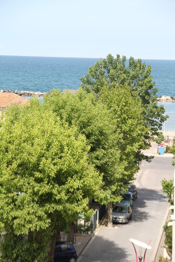 Hotel Capri Μπελάρια-Ιτζέα Μαρίνα Εξωτερικό φωτογραφία