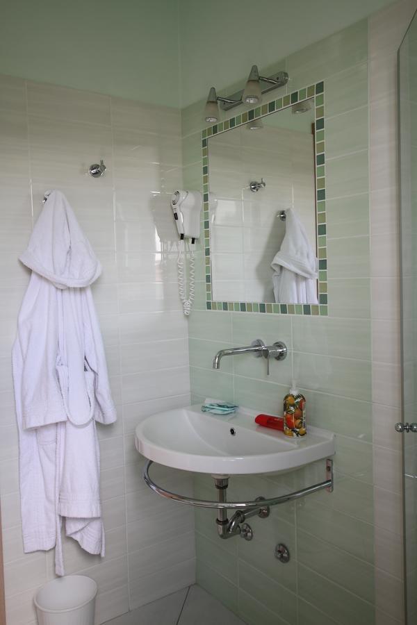 Hotel Capri Μπελάρια-Ιτζέα Μαρίνα Εξωτερικό φωτογραφία
