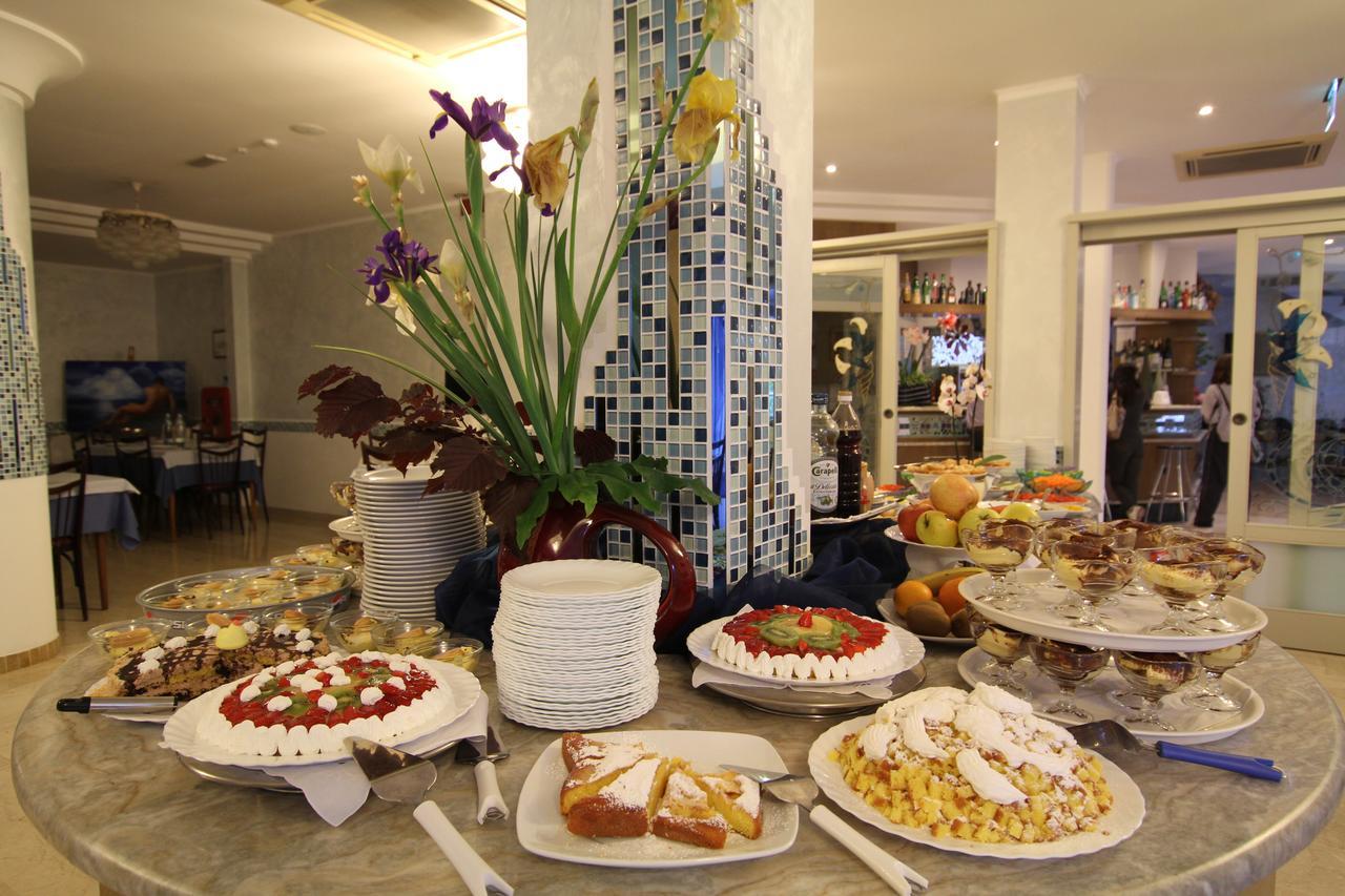 Hotel Capri Μπελάρια-Ιτζέα Μαρίνα Εξωτερικό φωτογραφία