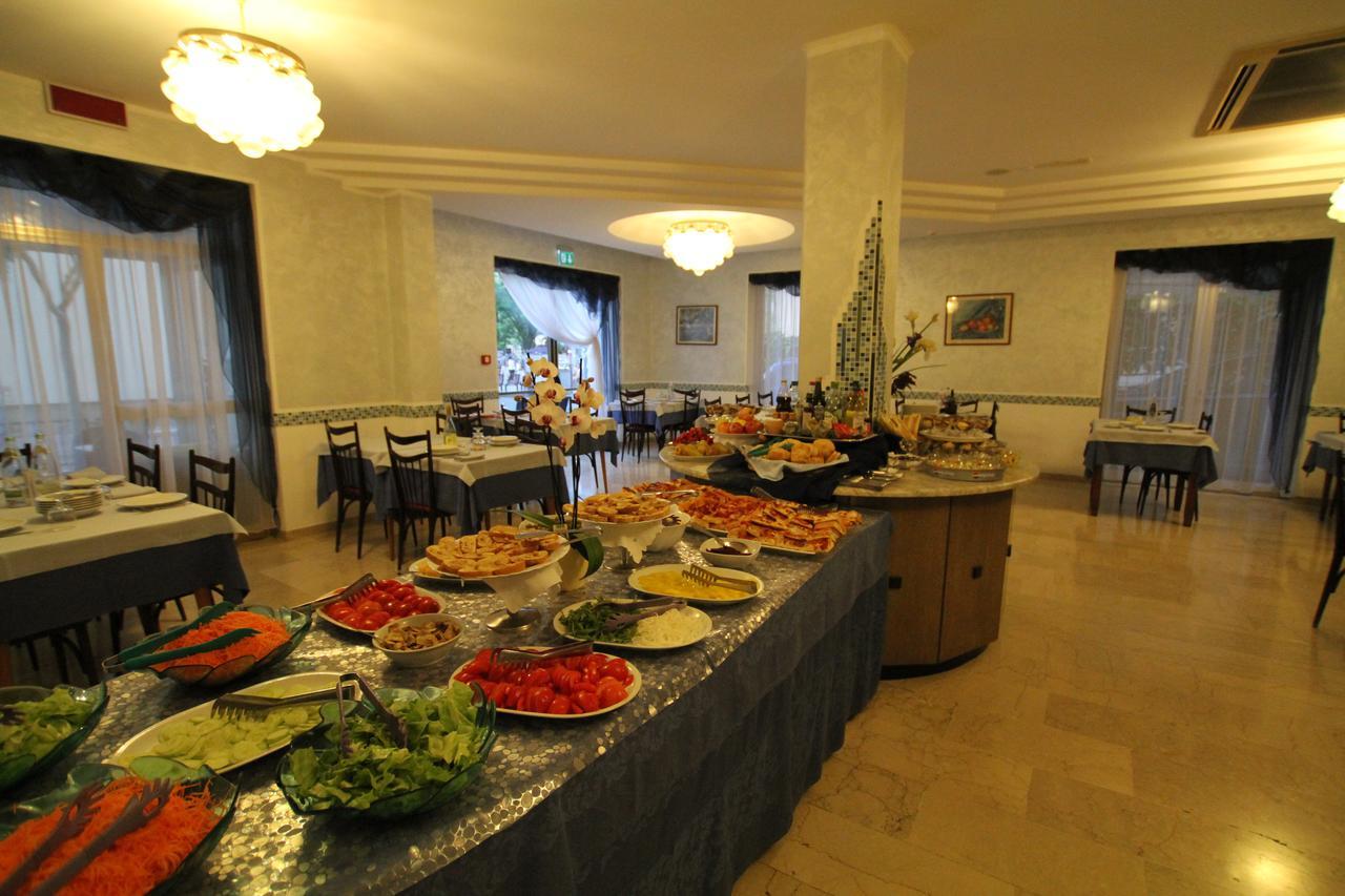 Hotel Capri Μπελάρια-Ιτζέα Μαρίνα Εξωτερικό φωτογραφία